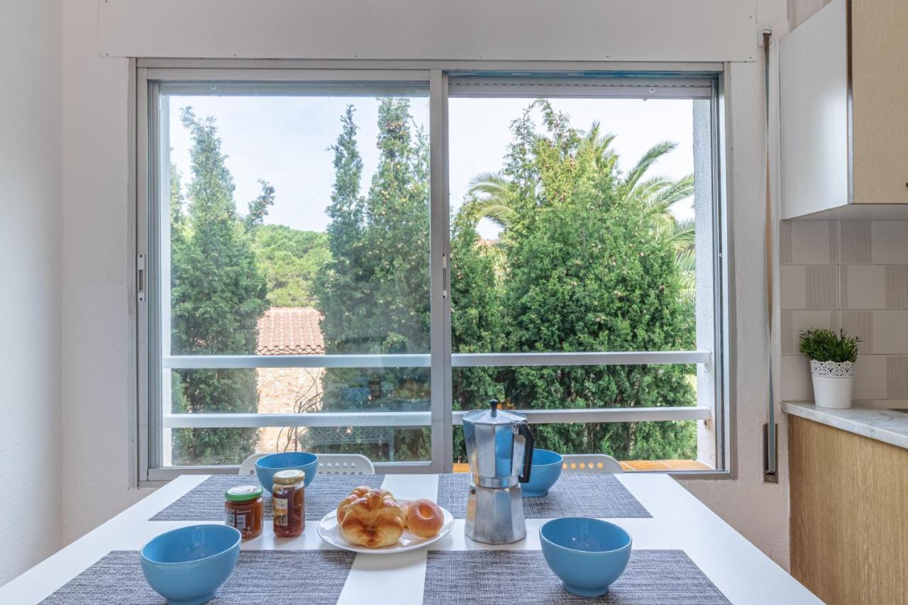 Apartaments Falcó Llança Exterior foto